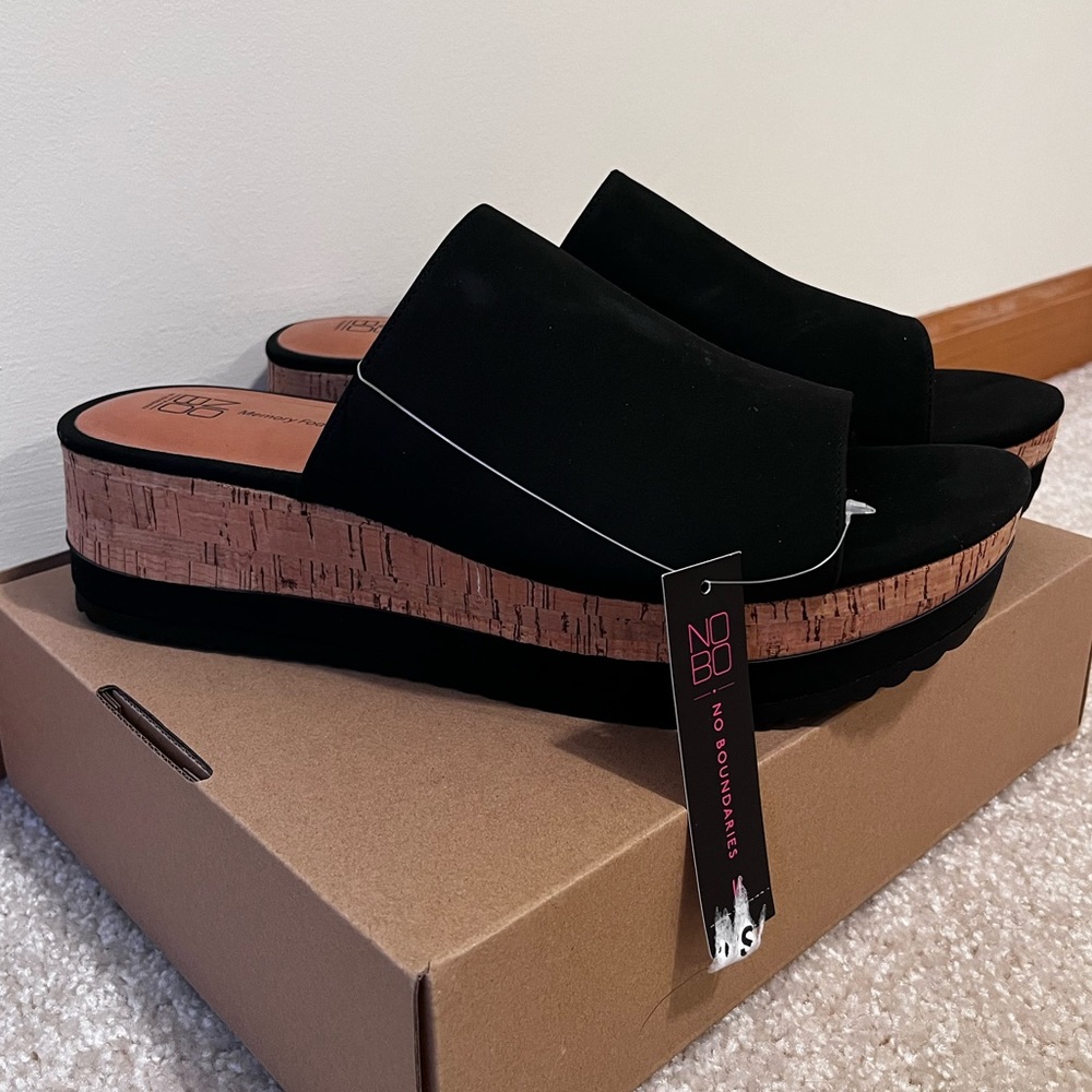 NOBO Platform Sandals